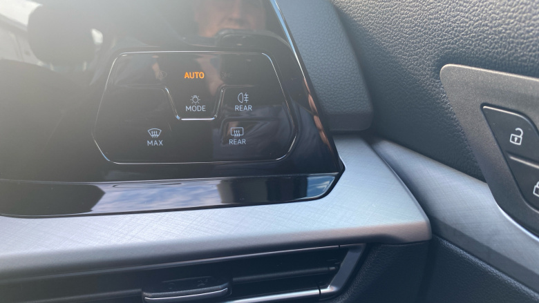 Volkswagen Golf 1.0 TSI Life 5dr Petrol Hatchback